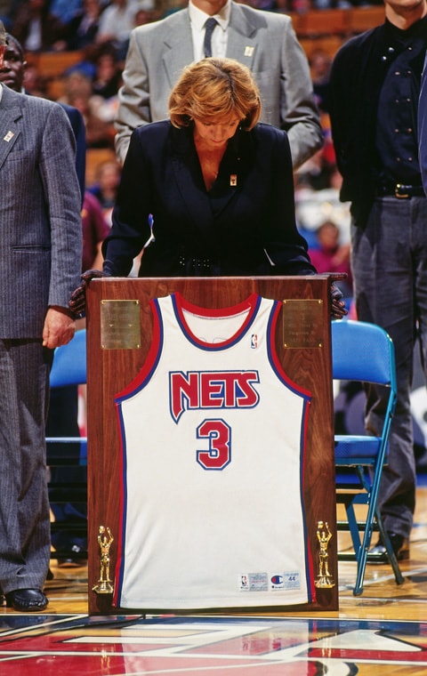 El dia que los Nets retiraron la camiseta de Drazen