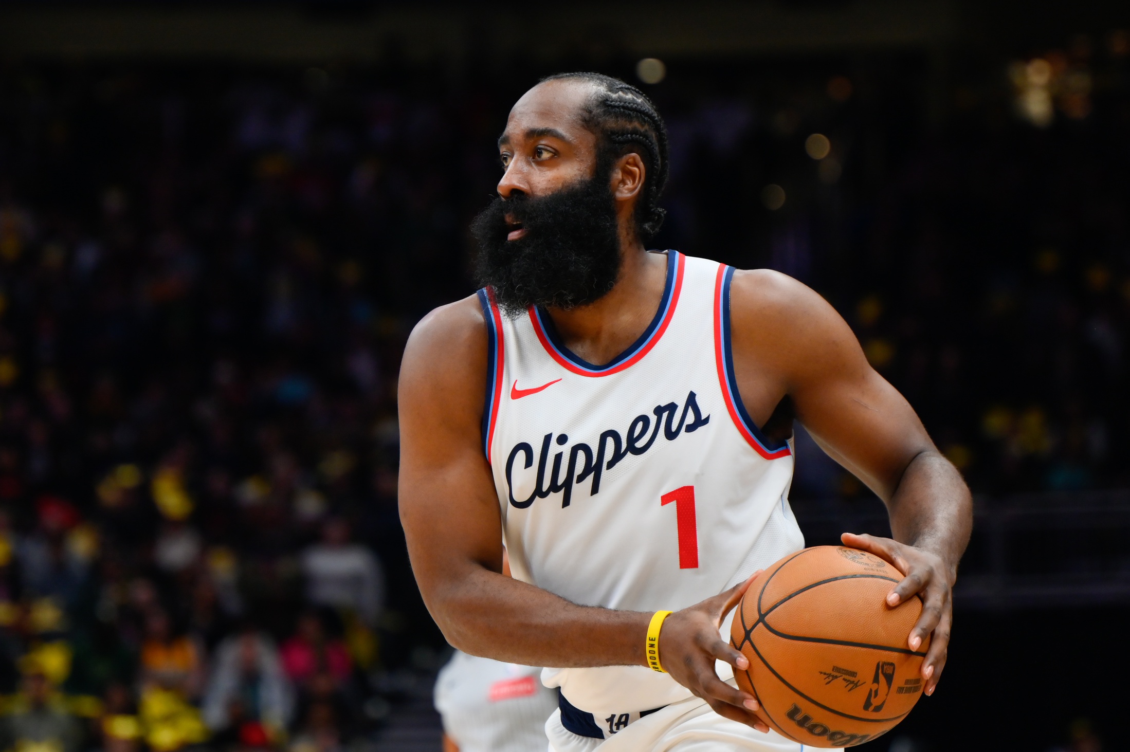 James Harden renovó su vínculo en 2024 pero con formato 1+1. Foto: USA Today Sports.