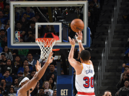 Stephen Curry lideró el festejo de los Warriors.